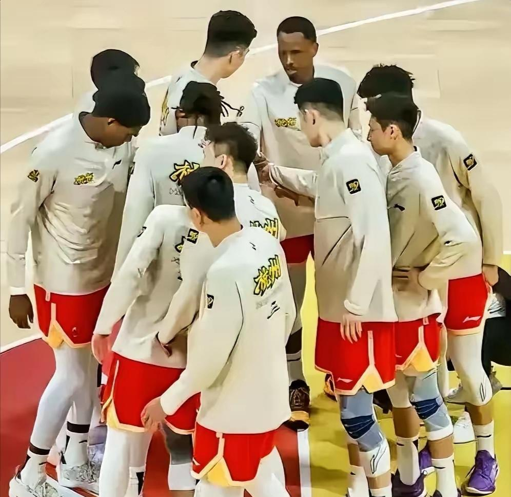 浙江广厦男篮签约哈里斯最新消息